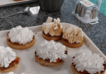 Tartelette Rhubarbe meringuée